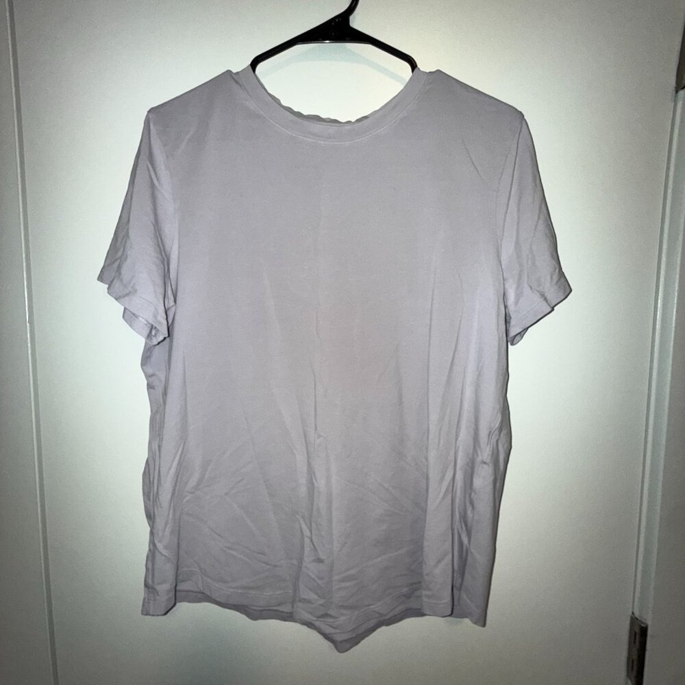 Love Curved-Hem Crewneck